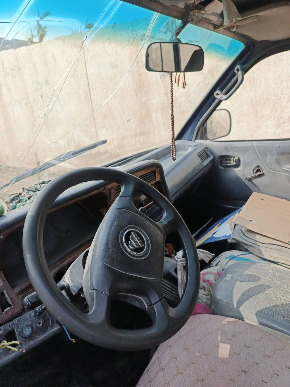 السلام عليكم كيه تيوته هايس محور كاز 14مديل 98ب20وبيهه مجال قضاء الرفاعي للاستفسار ***********
