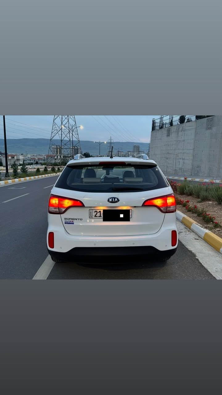 كيا سورينتو ٢٠١٤ V4
فول مواصفات صفر شركة البخيت 
بدون صبغ و بدون بارد و بدون حالوب 
ماشي ١١٠ الف كم حقيقي بشرط 
مواصفات : 
(بصمة- تبريد مركزي- ويل كروم-يدة ستيل- مرايا اشارة-تحكمات ستيرن-ثلاث قصع كشن-تحديد سرعة)
السيارة الجديدة و ايد وحدة و السنوية بأسمنا و تحويل و غرامة بشرط 
عنوان:السليمانية
***********

کیا سۆرینتۆ ٢٠١٤
فوول فوول مواسەفات بەس پانۆراما نییە
بۆیاخ سارد تەرزە هیچی نییە
١١٠ هەزاری هەقیقی ڕۆشتووە
بەسمە
سێ ڕیز کوشن
تەبرید مەرکەزی
ئاوێنە ئیشارەت
ویل کرۆم و دەسک ستیلە
پێشوو دوای حاسەیە
بیلاد پەردەیە
سەنەوی تازەیە تەحویل و غرامەی بەشەرت
شوێن:سلێمانی
                                                                   *********** السليمانية, العراق
