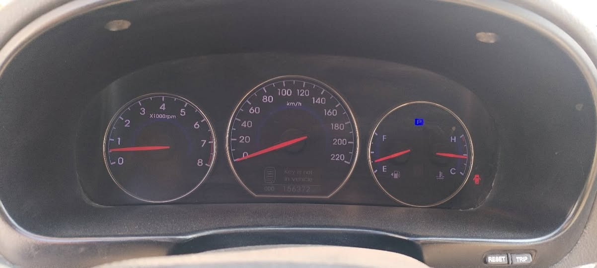 سلام عليكم سياره سنتافيه 2012 للبيع رقم اربيل الجديد سياره جاهزه من كلشي برغي ماعايزه هستوه صاعده هزه وسنويه تنتهي 2030 سياره فول مواصفات واحد عله واحد مكينه 6 سلندر وسونار ماله موجود بس صارت عدنه شبر صبغ بل شفه مال بنيد ماشيه 160 حقيقي مكان سياره نجف حي المكرمه رقم الجوال *********** وبل خدمه
