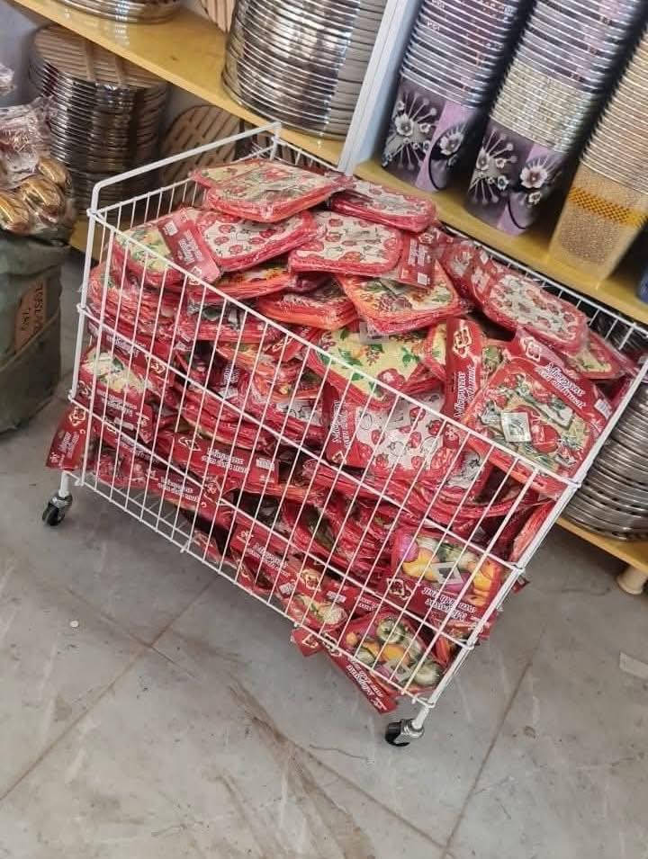 سلاام عليكم توفر سلة أو عارضة أو شبجة سعر مناسبة عنوان بغداد سوق مريدي انتصل تدلل ***********حمودي
