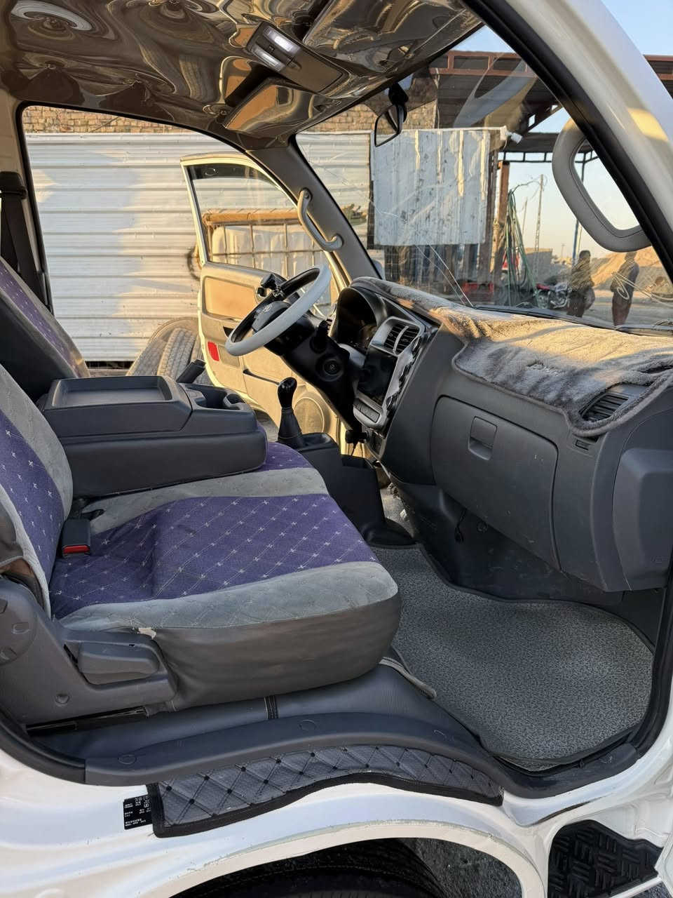 السلام عليكم للبيع كيا بنكو فحل موديل 2022 لسياره جاهزه للعمل محوره 14وستد27 ورقم بغداد انكليزي وبأسمي مكاني واسط الكوت قضاء الحي الصور واضحه وفيديو موجود بل نشر للاستفسار اتصل على الرقم....   
***********         ***********
