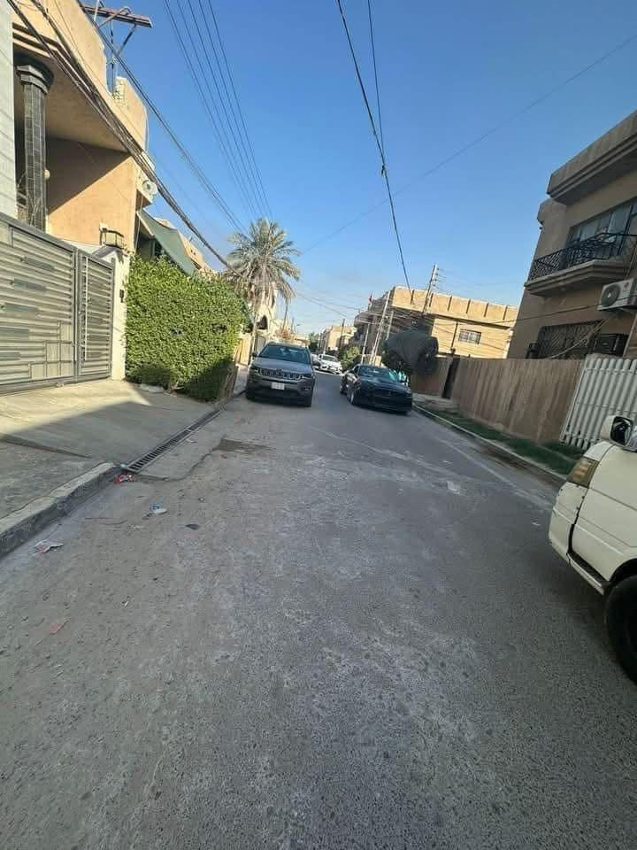 #لـلايـجـار فـي السيـديـة

بيت 150م نظيف يحتوي على مدخلين ثلاثـة غرف نوم وصالة ومطبخ وخدمات صحيـة . 

لـلاستفسار : *********** متوفر واتساب .

بأمكانك عرض عقارك عندنا 
زبائننا الكرام نستقبل كافة عروضكم وطلباتكم 

#مكتب_القيسي_للعقار_والأعمار
شارع المركز مقابل مستلزمات التفاح الاخضر .
