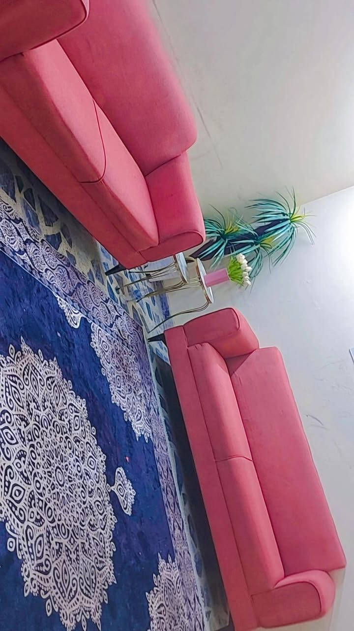 تخم مستعمل للبيع ٨مقاعد ***********
