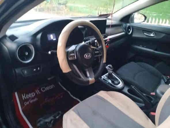 #كيا فورتي
مديل 2020
مكينة دوووش 2000
گير أيتي المرغوووووب عالظمان 
تبريد ثلج ثلج ثلج.  بستم 
رقم بغداد مشروع وطني بسمي بسمي 
تبديل قطعه واحده  البنيد فقط 
مواصفات حلوة 
مصفرة من كلشي 
بيه فقط الدعامية الاماميه مو حلوة 
ممتفرغ اسويهه 

معروضه  126 ورقه 
السعر جيد جدا. للجناي اوللبياع  
العنوان بغداد رحمانية الشعله 

***********
