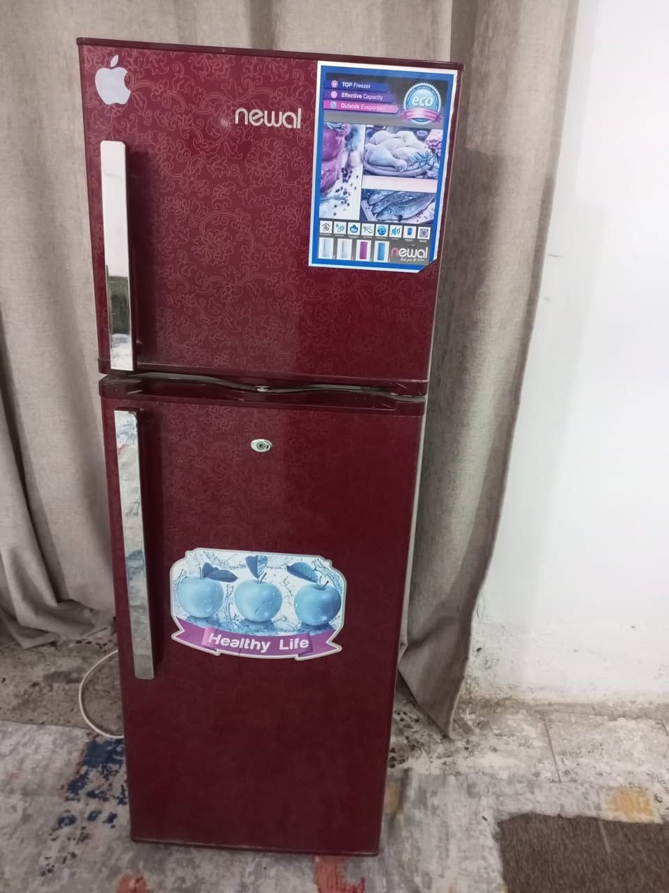 ثلاجه جديده استخدام بسيط جدا
السعر 120 او بيه مجال بسيط المكان حله خلف مستشفى التركي / غير متواجد ع فيس / رقم الهاتف /***********
