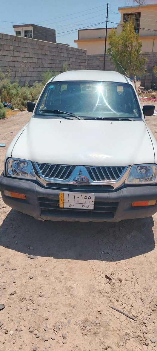 للبيع مسبوشي موديل 2004 بانزين مكفوله مكينه وكير اكسل تخم تاير جديد مكفوله من الصبغ وضربه بس جامرلغ أمامي ديالى بعقوبه *********** السعر 62
