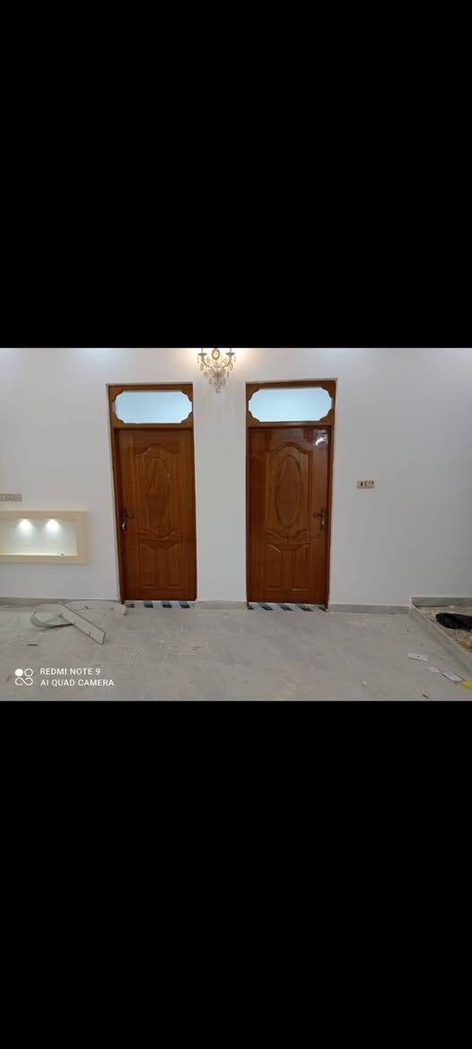 السلام عليكم يوجد لدينا بيت في حي الميلاد الجديد بسم موضف بلديه باقي ٤٧ بناء درجه اولى للبيع والسعر خاص الراغب بالشراء الاتصال ***********
