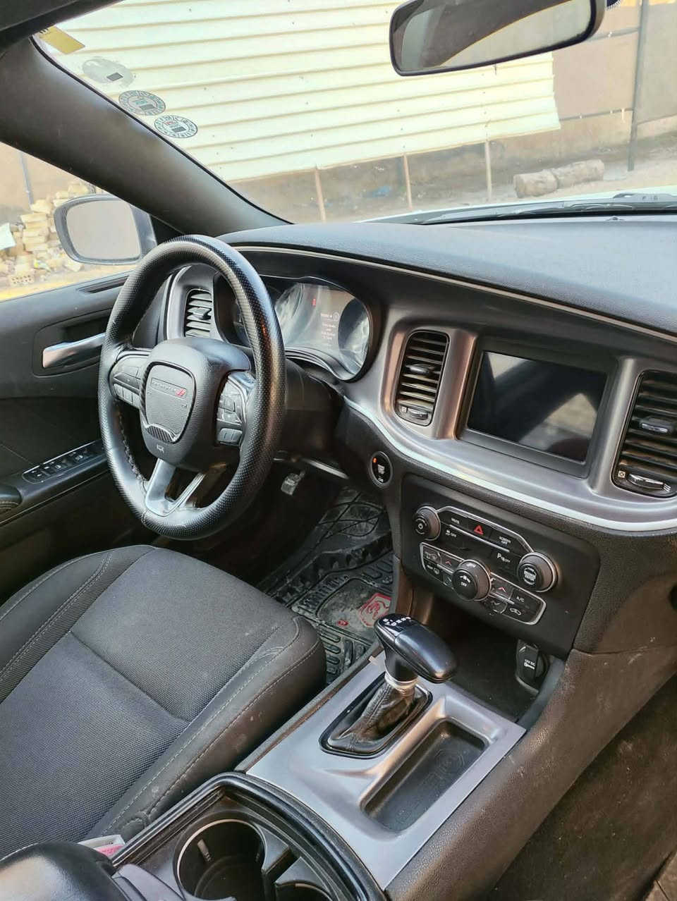 اسلام عليكم جارجر موديل 19 SXT بدون أيرباك بجم كبس حادث جاملغ خلفي مواصفات السياره كامره دواره حساس خلفي كشن كهرباء سياره حلوه كير محرك حداديه كفاله السعر 220 وبيه مجال مكاني بابل ***********
