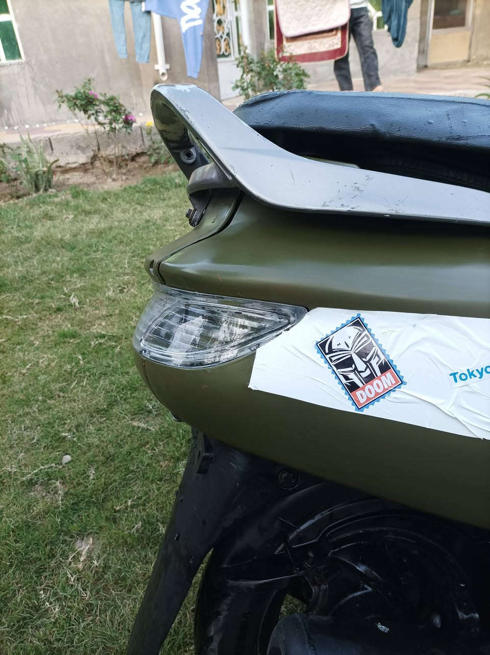 السلام عليكم عندي دراجه للبيع فراشه دراجه خير من الله نعومه شلعه معدل فول تجي شوف بعينك كابريتر مال حاويه كهربائيات كلها شغاله مكينه (ما مفتوح) لا دخان ولا تبخير تيارات جديد دبلات اماميه وخلفيه شغالات كفرات نظيفه الون مميز الون مكاني بابل الكفل يم مستشفى رقمي *********** سعره325,بيه مجال 🖤
