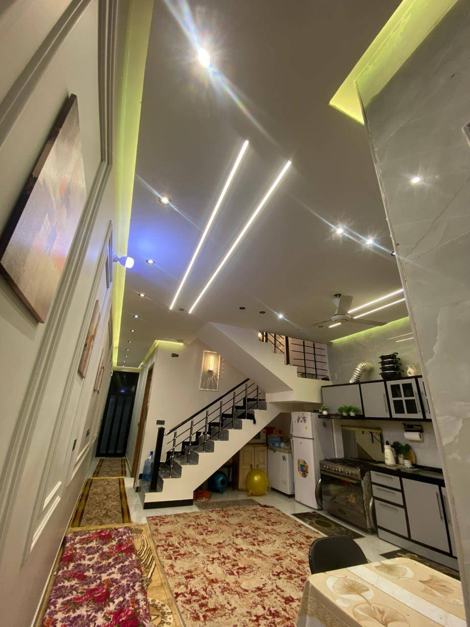 🏠 دار للبيع حديث 🏠
الدورة - البعيثة 
مجاور زنود الحمداني
مساحة 100 متر 
واجه 5 نزال 20
السعر 168 مليون 
طابو زراعي 
*********** 
العقاري سرمد كامل
