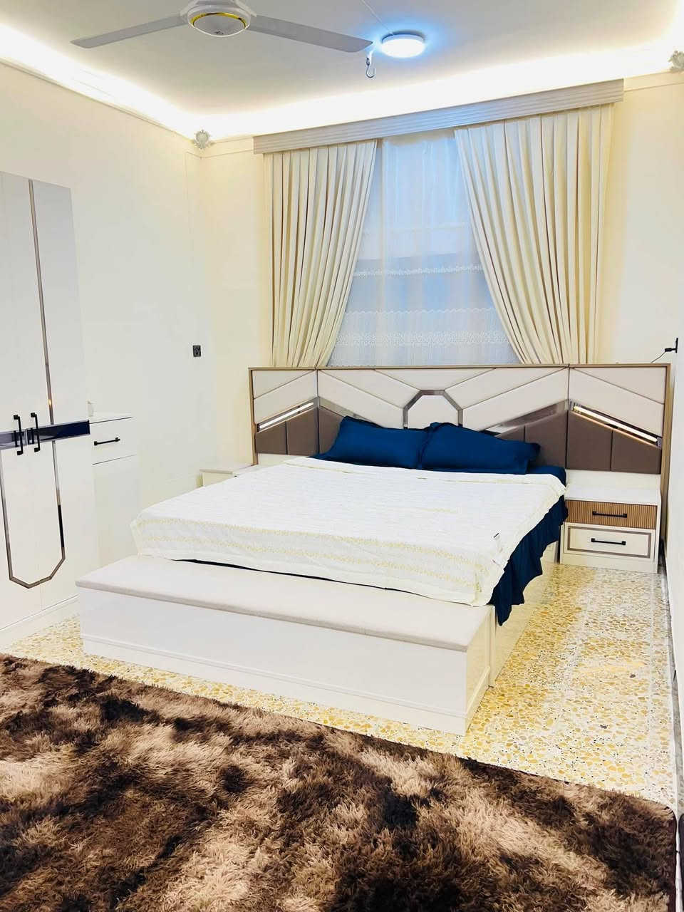 سلام عليكم 
غرفه تركي 8 قطع
أأختت ألجديدة أستعمالها آقل ألشهر
النضأأفه. 100%100
گنتور 6 بيبأن مع ملحقأأت 8 بيبٱٱن تصيـُڕ
مأخذيـها مليـونيـטּ و300 أريدها مليون و800
عنوأأأטּ ديوأنيةة حـي ألنهضة ألثـألثـة …***
توأصل فقط خأأص رقم هاتـف خأأص گل ألهلأ


**إذا كنت صاحب هذا الإعلان وتريد حذفه لأي سبب، رجاءا أرسل رسالة إلى الدعم الفني**