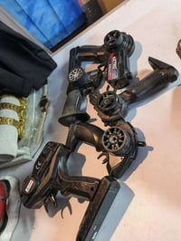 الكترونيات • مجموعة • للبيع