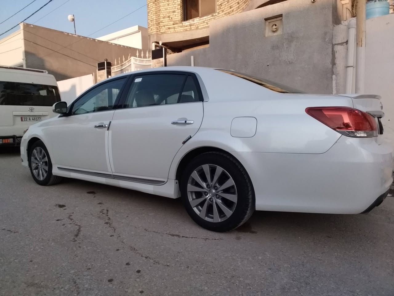 سلام عليكم 
افلون ٢٠١٢ خليجي فول مواصفات رقم بغداد دولي بأسمي كشنات تدفئه تبريد ٥ بصمات
كير محرك حداديه تخم تاير مكفول ماشيه ١٧٥ صبغ دعاميه اماميه سعر ١٩٣ $ مكانها واسط 
***********
