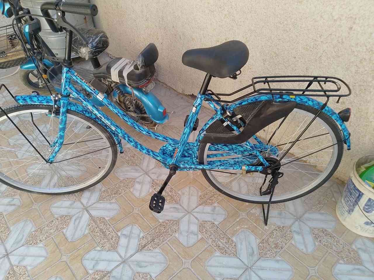 سلام عليكم
بايسكل عادي شركة AT للبيع البايسكل نفس ماموضح بالصورة 
سعرهة 160 الف بي مجال 
العنوان كربلاء عكد بليبل من جهة باب بغداد
الرقم ***********
