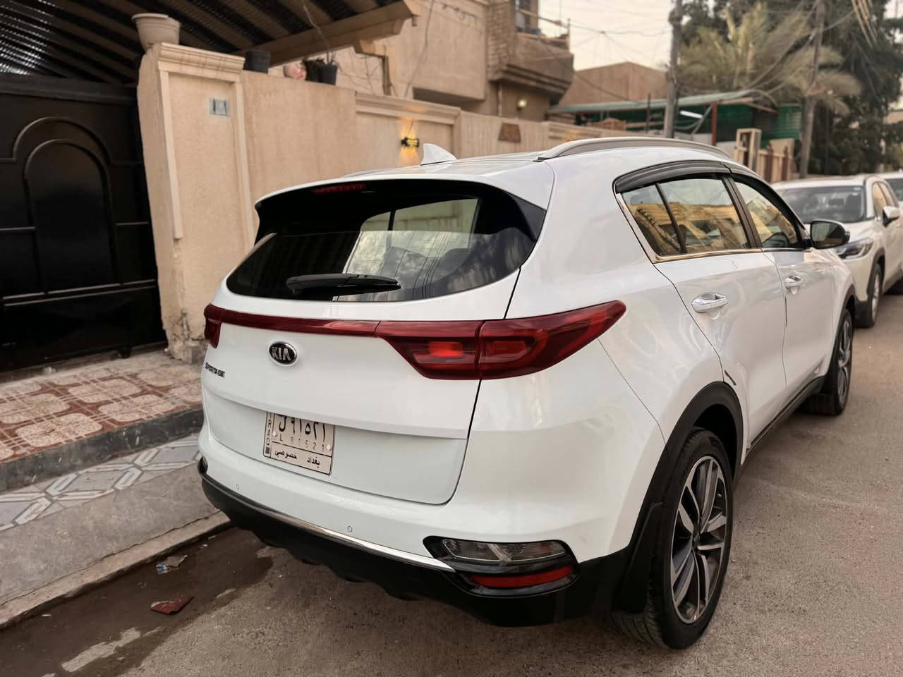 سبورتج ٢١ ماشيه ٣٦ حقيقي خليجي مكفوله من الصبغ بيه طلقه بلقماره منافذه بغداد حي الاعلام 
*********** 
١٩٨ $
