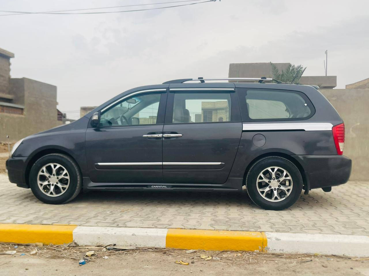 سلام عليكم للبيع كيه سيدونه موديل 2014 أمريكي بسمي تحويل ثاني يوم  فول موصفات بيبان كهرباء جنطه كهرباء كشنات جلد كهرباء شاشه كامره خلفي اصل حساسات لايت زنون شاشه تبريد كله شغال   السياره ماشيه ١٠٠  حقيقي ما مشتغله عبريه حادثها هلال آل جاملغ الخلفي صبغ فقط والباقي مكفول كير ومكينه جديد حداديه جديد تخم تاير جديد جاهزه للخير مكاني بابل ما متواجد عله فيس للاستفسار ***********
