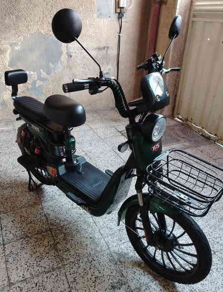 دراجه شحن للبيع
دراجه جديده اخت الزيرو استخدم قلبل كانت متروكه

محتاجه فقط تبديل بطاريات

حجم/20

اربع بطاريات

مابيها اي نقص او عطل
السعر/200

مكاني بغداد حريه

***********
