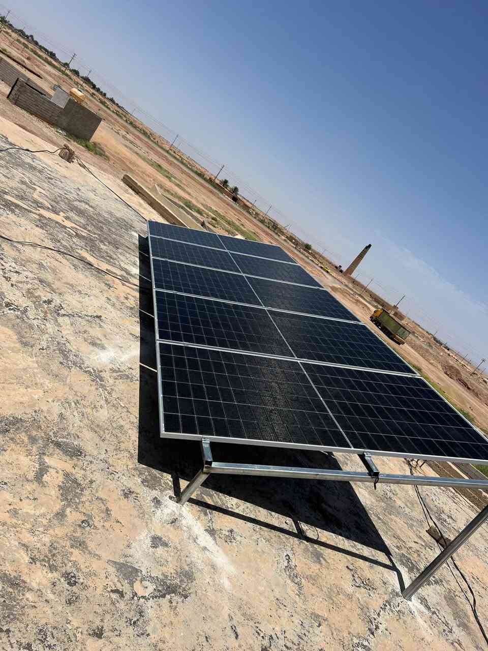 اليوم السبت الموافق 06/06/2026
تم بعون الله إكمال نصب  وتشغيل منظومتين للطاقة الشمسية. 
* المنظومة الأولى: في #قضاء #مندلي. #الجسر 
تجهز 10 أمبير نهارا  10 أمبير ليلا وتتكون المنظومة من:-
1-ألواح شمسية عدد 5 قدرة اللوح الواحد 620 واط
2- بطارية نوع ليثيوم قدرتها 10 كيلو واط
3- أنفيرتر قدرته 6 كيلو واط
4- بورد خاص بالمنظومة متكامل الحماية
5- هيكل حديد مغلون مقاوم للصدا

* المنظومة الثانية. في #قضاء #مندلي. 

تجهز 10 أمبير نهارا  6 أمبير ليلا وتتكون المنظومة من:-
1-ألواح شمسية عدد 5 قدرة اللوح الواحد 620 واط
2- بطارية نوع ليثيوم قدرتها 5 كيلو واط
3- أنفيرتر قدرته 6 كيلو واط
4- بورد خاص بالمنظومة متكامل الحماية
5- هيكل حديد مغلون مقاوم للصدا

#ملاحظه: لانعمل ببطاريات التجميع الرديئة. 

بإدارة عمر ياسين 
وحسن سالم
للأستفسار أكثر الأتصال او مراسلة الأرقام  التالية
***********
***********
