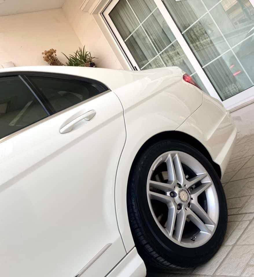 السلام عليكم  مارسيدس c200  موديل ١٢ فول مواصفات مكفوله و جاهزه
بصمه ابواب و تشغيل
بانوراما
حساس امامي و خلفي 
كامره
ثلاث بردات
كت Amg
مريات شفط و كهرباء و ترحيب 
كشنات كهرباء
لايت ديناميكي و لد امامي خلفي
هواي بعد بيه مواصفات 
السياره نظيفه كلش ماشيه ١٣٠ الف ميل
السعر اتصل و ادلل  ***********
