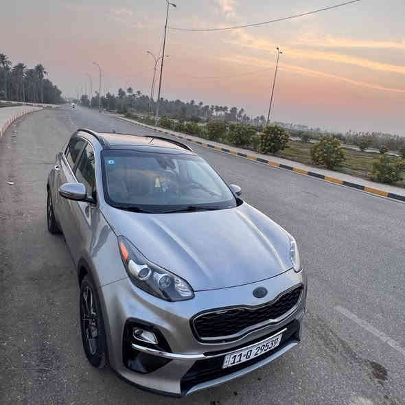 السلام عليكم 
سبورتج 2022 
امريكي فول مواصفات 
EX 
ماشيه خمسين الف 
ضربتها جاملغ و جزء من البنيد 
٢٠٣ سعر 
بيها مجال 
تواصل اما اتصال او على الخاص 
***********
