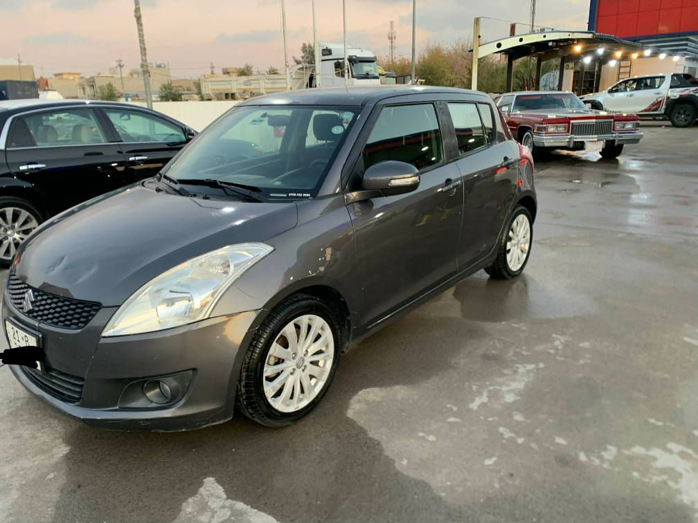 سا سوكي يابانيه دوپارچه سبوغه مؤديل 
سه نه وي به سه نه چوه ***********
2013 أربيل, العراق
