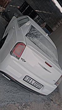 وارد كندي • ٢٠١٨ • ٣٦٠٠