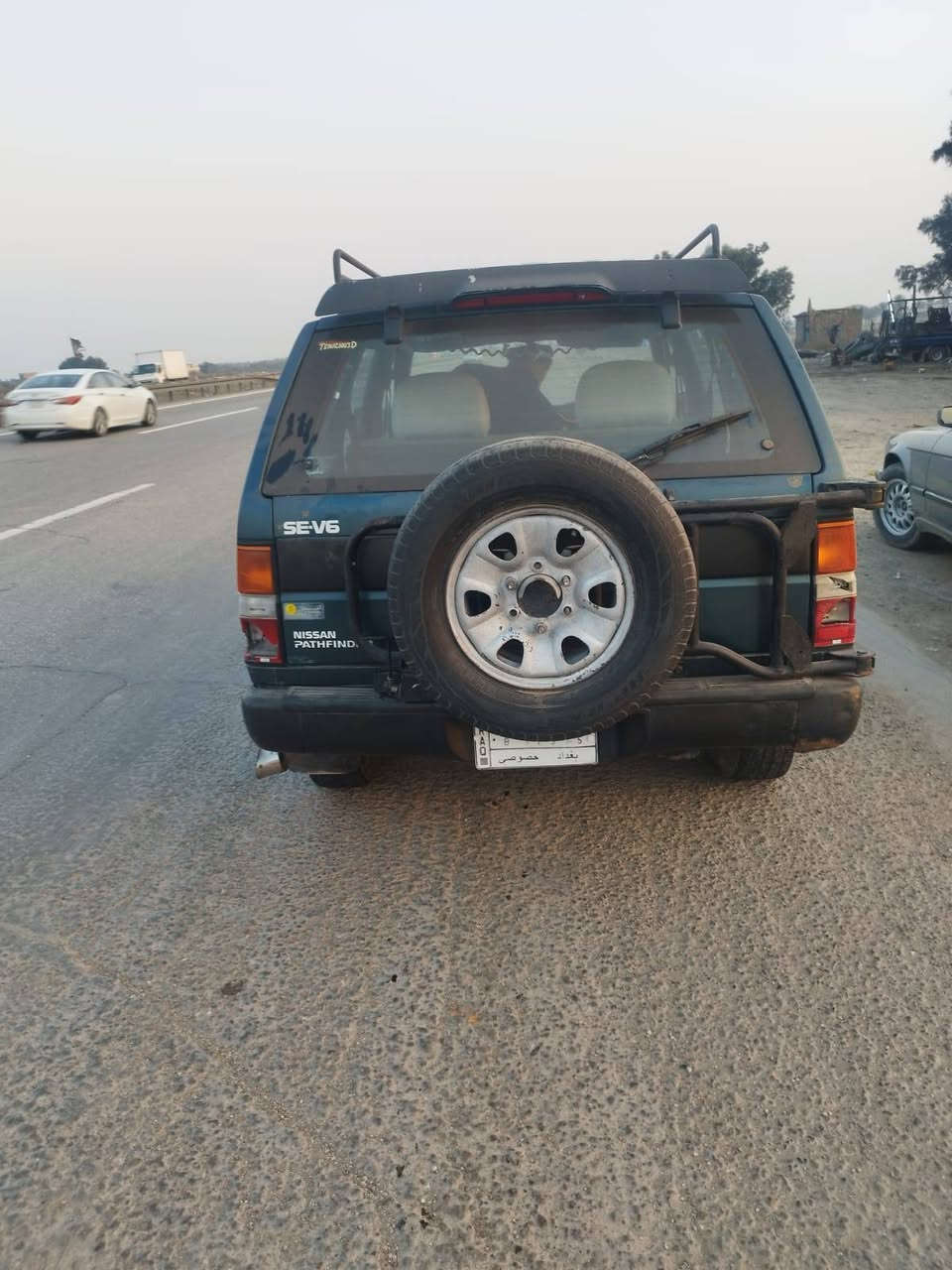 نيسان بافندر4سلندر موديل 2000 مكينه وكير بلاد مكفولات تبريد وتكييف سنوية28 رقم بغداد مشروع وطني السعر 33 ورقة  تخم تاير جديد حداديه جاهزة من كل النواحي الاتصال علا ***********
