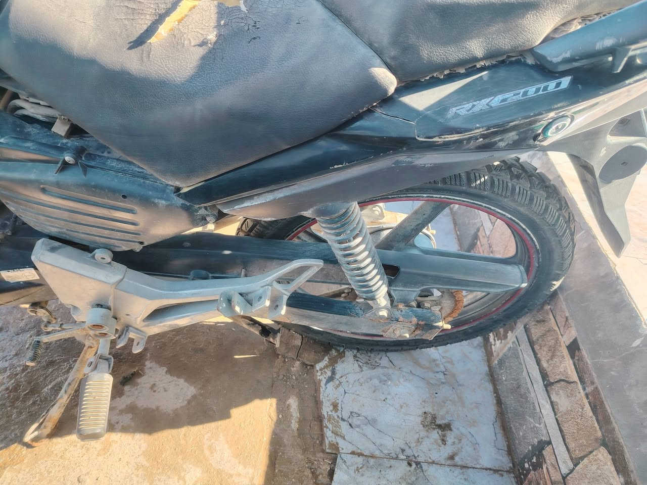 دراجه ناريه ليفان موديل 2017
كير ومحرك جديد

جاهزه وشغاله ما ناقصها شي

محرك 200  cc

الاتصال على الرقم ***********

مكان الانبار الرمادي البوذياب
