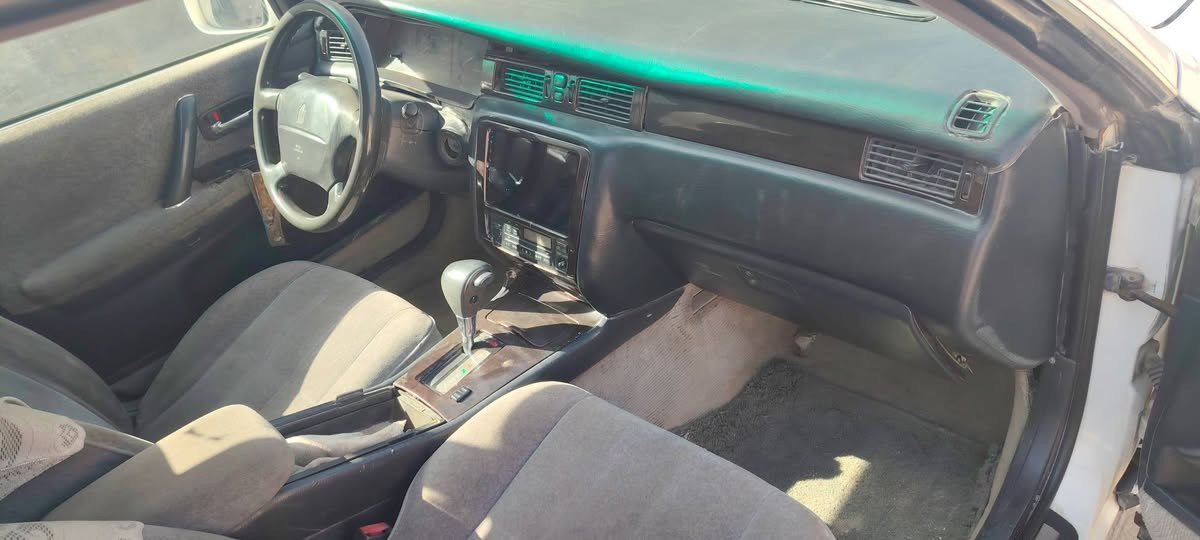 السلام عليكم راس الثور للبيع مكفوله من الكص ونقل جثه شاصي 155 مكينه 3000 فيشتين سنويه اله 27  مداور ثاني يوم السعر 73 وبيه مجال *********** المكان النجف ابوصخير
