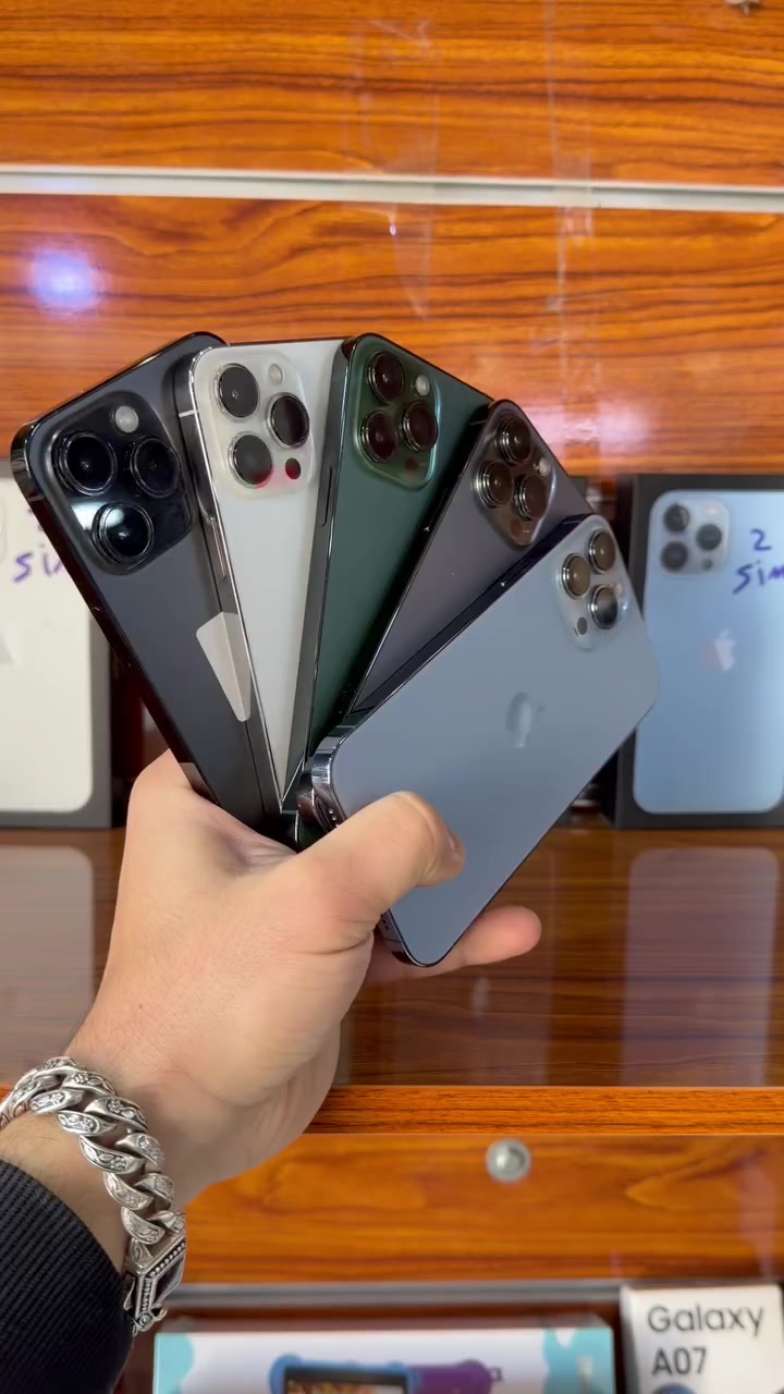 13 برو ماكس 
دبل شريحه 
بطاريات عاليه 
متوفر قسط عله ماستر الرافدين
***********
