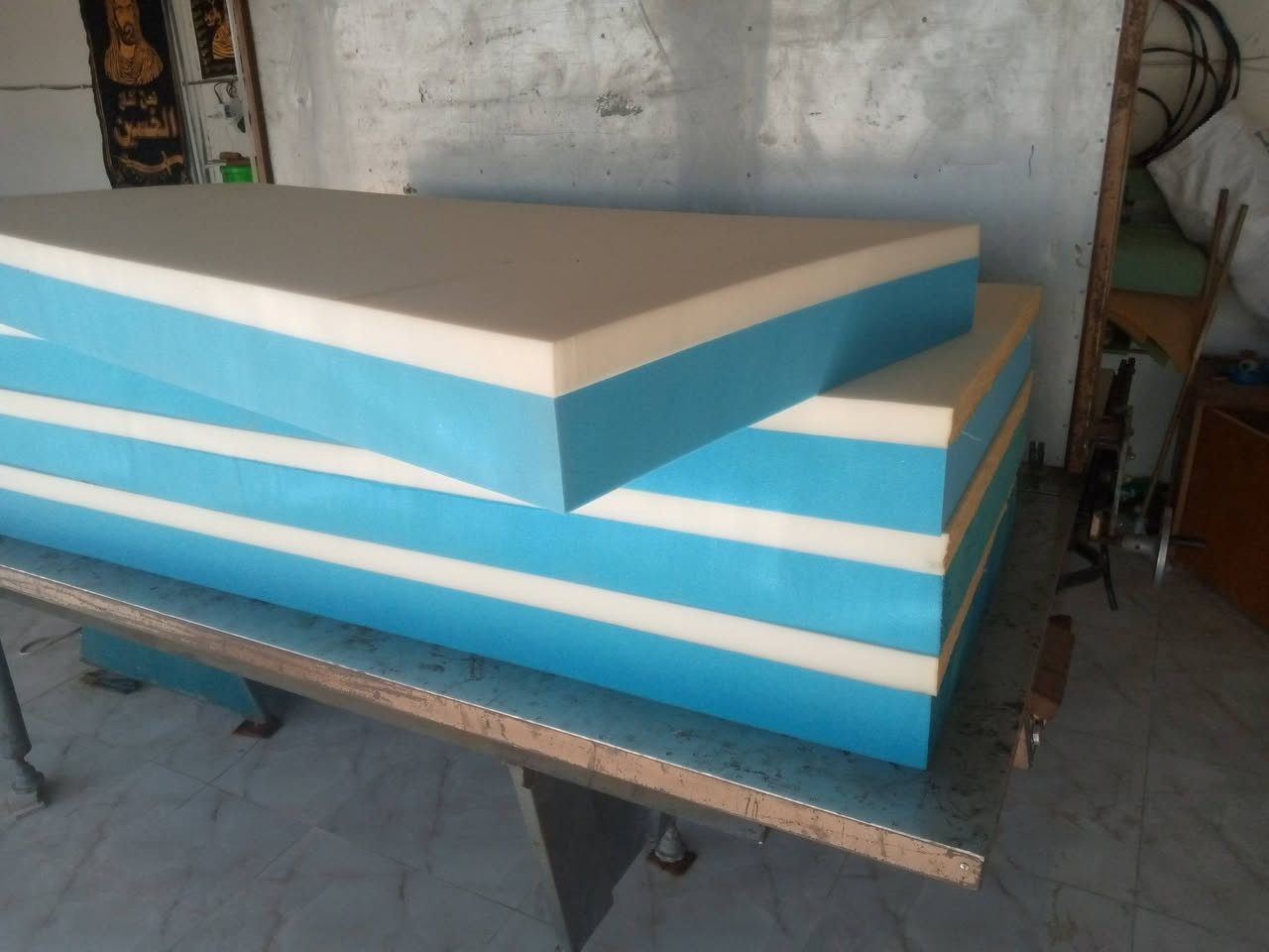 🔥 متوفر لدى معمل اسفنج القاسم 🔥
دوشك نفر هاي اكسترا + طبقة طبي
✔️ قوة وراحة بالنوم  
✔️ يدعم الظهر ويخفف التعب
✔️ جودة عالية وعمر أطول
✔️ مناسب لكل الأوزان 
🚚 متوفر توصيل جميع المحافظات 
📍 العنوان : ديالى – بعقوبة– تقاطع السادة – الشارع العام – قرب حسينية شهداء الطف 
📞 للحجز والاستفسار مراسلة الصفحة أو الاتصال على الرقم ***********
