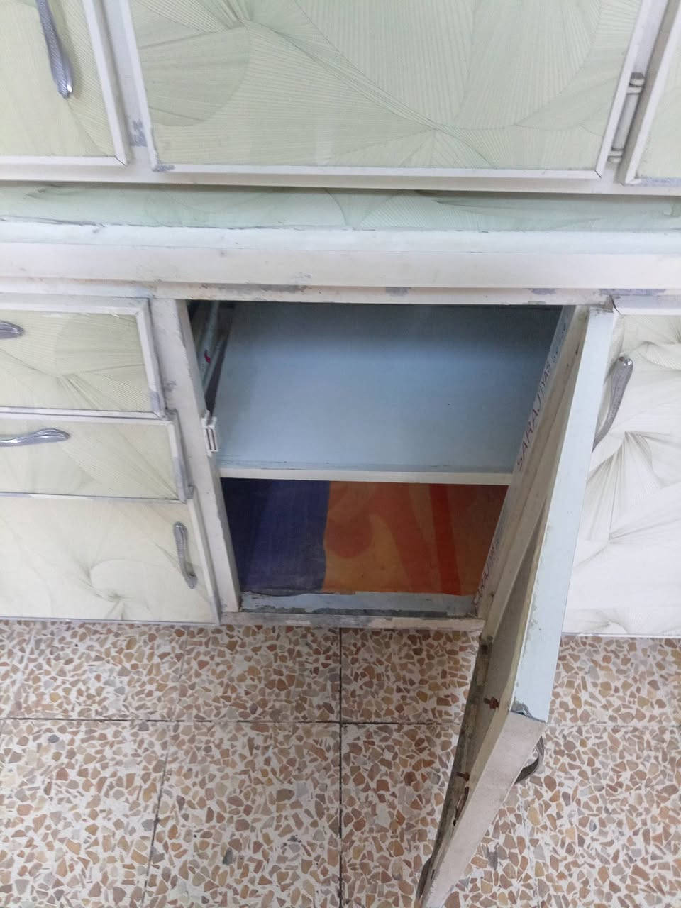 للبيع مترين مع سنك كرانيت ب٢٥٠ مكاني وادي


**إذا كنت صاحب هذا الإعلان وتريد حذفه لأي سبب، رجاءا أرسل رسالة إلى الدعم الفني**