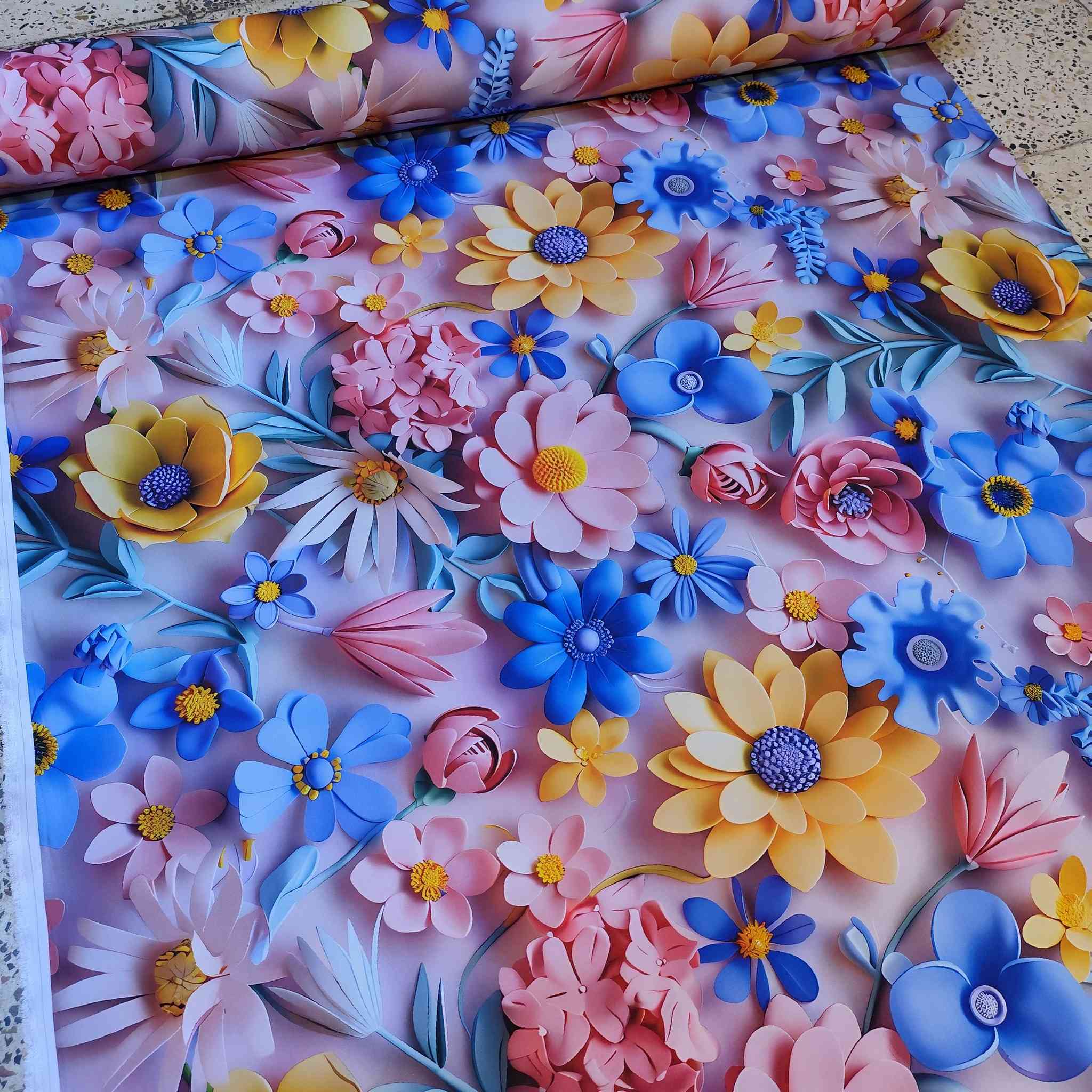 🥰🥰 همايون اماراتي🥰🥰
      🧵✂️ العرض 230✂️🧵
        🛑سعر المتر 2000🛑

العنوان: سوق الحلة مقابيل ساحة الاحتفالات-جهة المصرف/ عمارة الفيحاء قرب مركز الفكر 
يوجد توصيل لجميع المحافظات 🚖🚖
☎️***********
