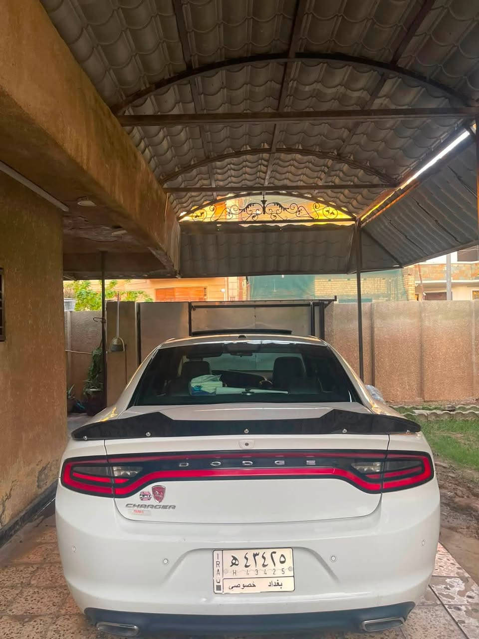دوج جارجر
الموديل:٢٠١٩
المسافه :١١٦ الف مايل
السعر :٢١ الف
الموصفات : فول 
فتحه 
كشنات جلد تدفئه تبريد 
ستيرن هيتر 
خزن ميموري 
مري هيتر وقلاب 
كشنات خلفيه تدفئه 
الحادث:شخص من امريكا مكحل على كده وبارد بالعراق جاملخ جهه اليمين 
مداره استخدام شخصي 
 صورة تصليح الحادث مال امريكا  موجوده في المنشور + صورت الحادث من امريكا خاص 
للاستفسار اتصل واتس او مباشر على
 +964 771 278 5581
