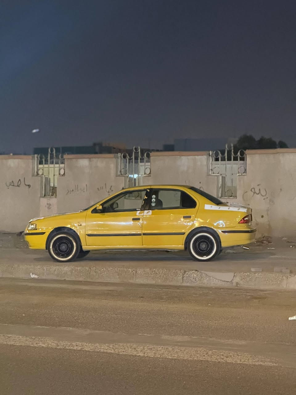 سلام عليكم سمند مديل11 محدثه 17 مكينه وكير مكفولات تبريد شغال سعر33 بيه مجال قليل ستفسار عل واتساب *********** مكاني بصره
