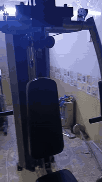 السلام عليكم الجهاز الايطالي الابيض سعرة ١٥٠ قفل والمشي والاسود سعرة ١٥٠ قفل والمولت جم ب ٣٠٠ وبي مجال مكاني بغداد مدينة الصدر وهذا رقمي ***********
