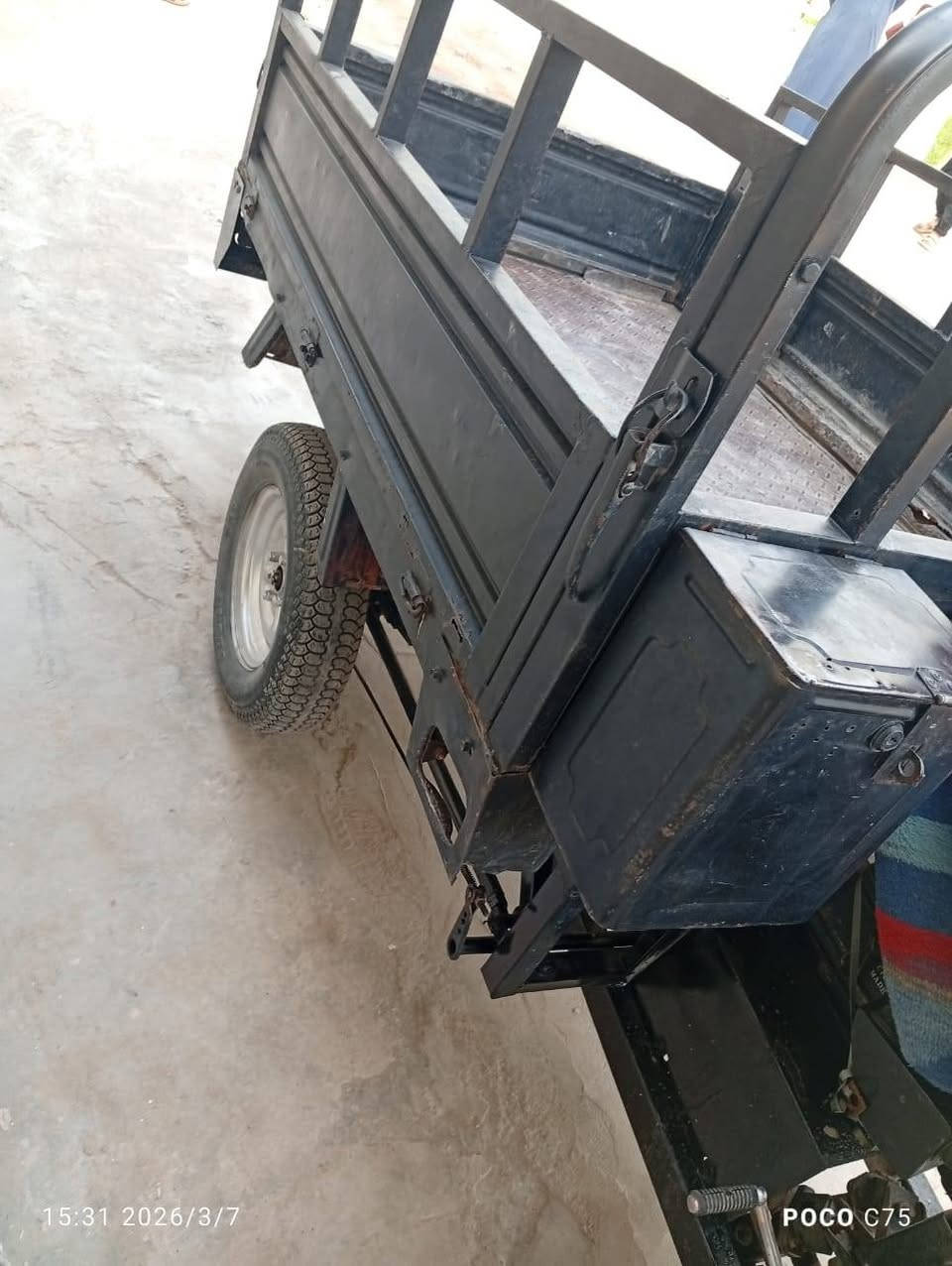 سلام عليكم ستوته وراق امداور ثاني يوم البيع 
مليون ونص ماء متواجد خاص ***********
