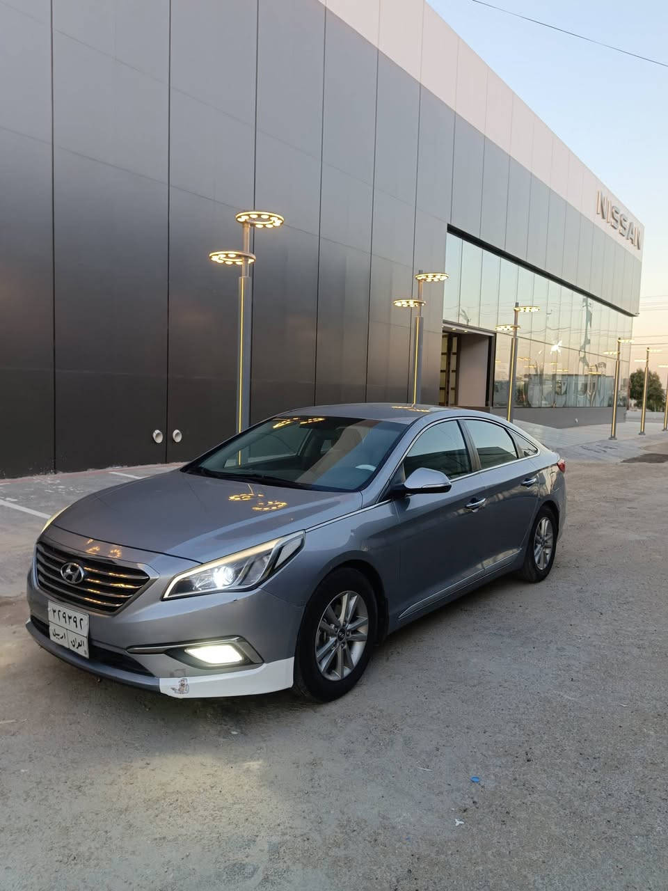 2017
رقم اربيل الماني وكاله تحويل
مكينه 2400 /دوش
ماشيه 235 /الف كيلو متر 
مواصفات تحكمات جهتين /مثبت سرعه /3 انضمت قياده 
قطعتين تبريد دبل كزوز مشدود عليه منضومة غاز حكوميه 
سياره جاهزه ومال جناي ضرر السياره حالوب 40 بل ميه 
باب خلفي صبغ وشويه من الجوملغ صبغ فقط ولباقي مكفول كير مكينه حداديه تبريد وتدفئه جاهزه السياره 
مكاني النجف الاشرف حي القادسيه سعر 123 
الشراي يتصل وبل خدمه ***********
