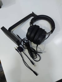 سماعات • أصلية • مستخدم نضيف