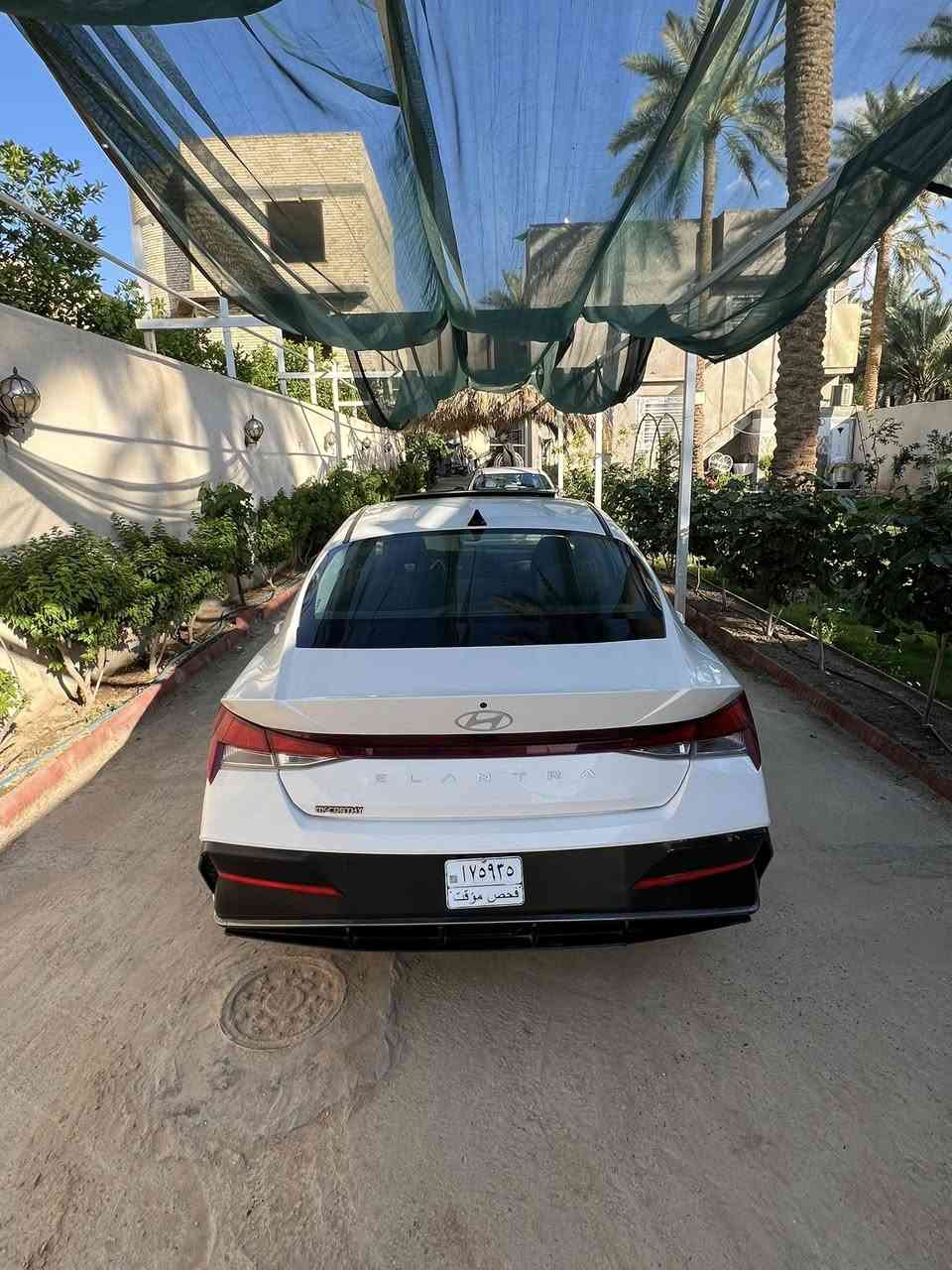 النترا  وارد امريكي موديل 24بيع او مراوس فول مواصفات واحد على واحد فحص موقت بسمي حادثه بجم السعر 125 مكاني كربلاء للستفسار ***********
