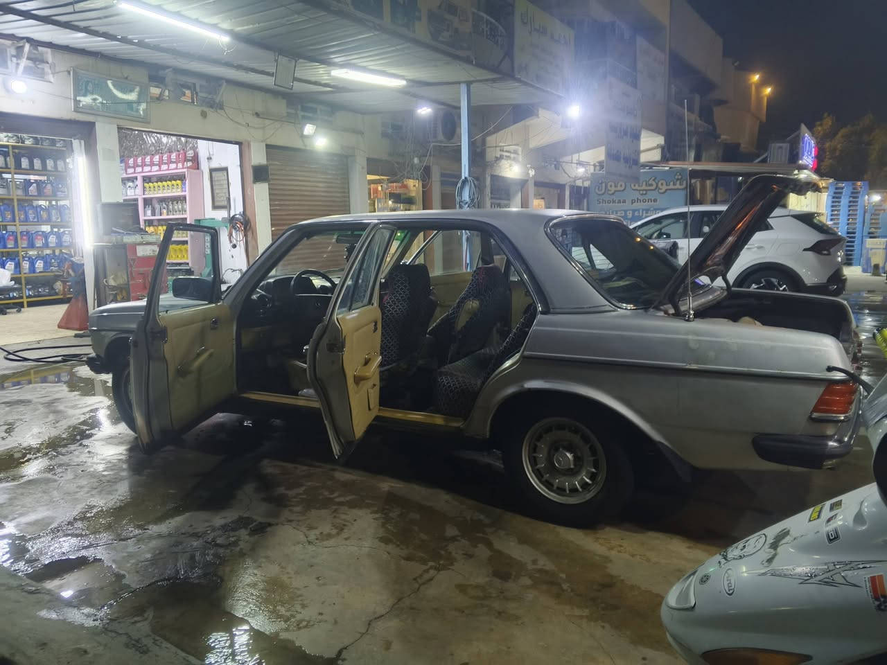 مارسدس ابو جحيل موديل 82محرك بطه 2500ديلكو كله شغال رقم بغداد بسمنه *********** رقم بي وتساب
