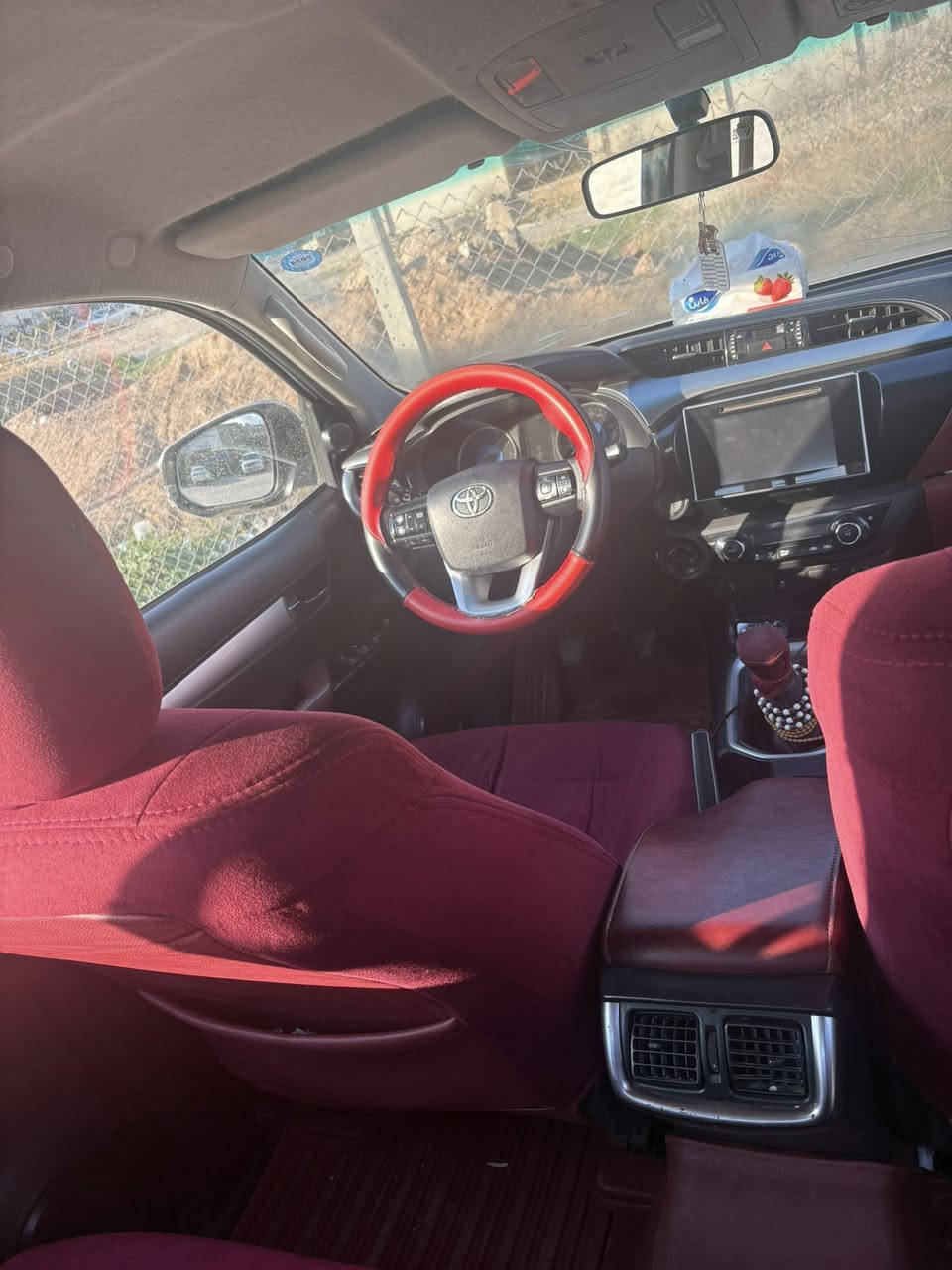 تويوتا هايلوكس موديل 2017رقم اربيل شركة ساز باسمي للاستفسار ***********
