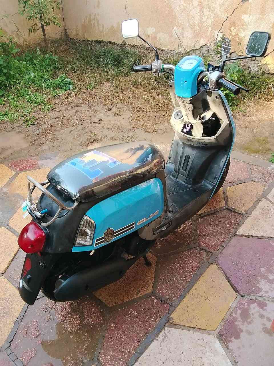 للبيع دراجه ماكس بوليس نظيفه شرط مامفتوحه السعر800 /رقم الهاتف *********** المكان حله
