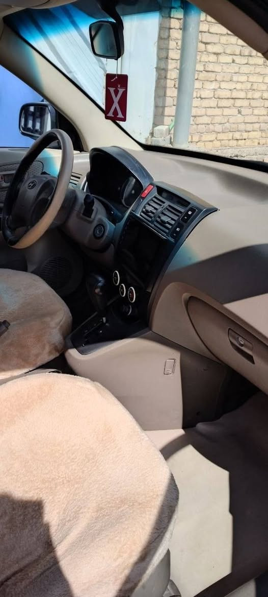 السلام عليكم توكسان ٢٠٠٩ مكفولة من الصبغ والتبديل والبارد فووووول مواصفات تخم تاير مكينة كير كلة جديد  رايدها ١١٦ وبيها مجال بسيط الشراي يتصل *********** المكان الديوانية ديوانية, القادسية
