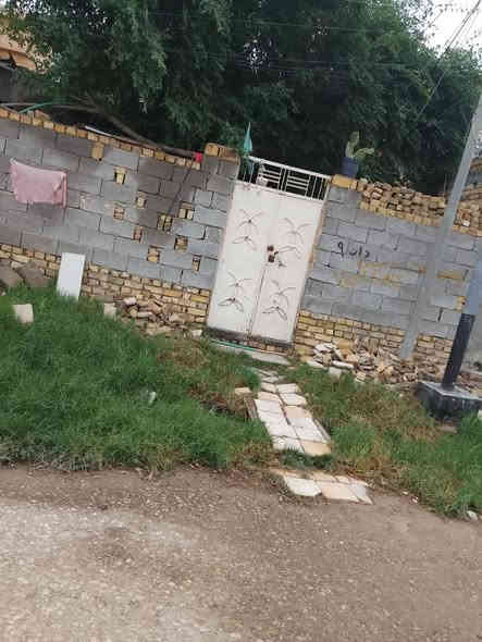 بيت للبيع قرب السايلو مقابيل الحديقه 
المساحه 240
الواجه 12
النزال 20
الاستفسار على هذا الرقم 
***********
