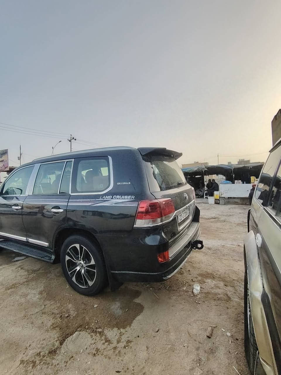 السلام عليكم
لاندكروز جكساره مديل 2008 محدث 2021 داخل وخارج  السياره حيل جديده مكفوله كص وعيب شرعي وتحويل رقمة أربيل دولي هز جديده مالكة الشرعي بالناصريه يمي
مكينه وكير مكفولات
حداديه جديده
تخم تاير
بيه صبغ جاملغات خلفيه مع القماره و بيه معجون بالتكمة جه اليمنه
بيع او مراوس مكانه الناصريه مركز للاستفسار الاتصال على الرقم التالي *********** ناصرية, ذي قار
