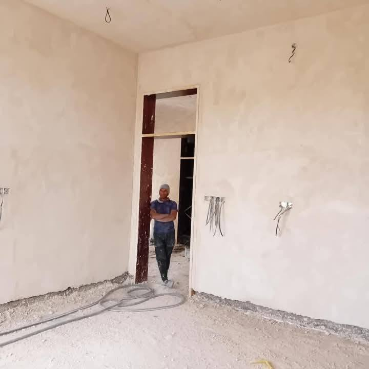 السلام عليكم اللي يريد لباخ يتصل شغل درجه اولى مكاني بابل ***********
