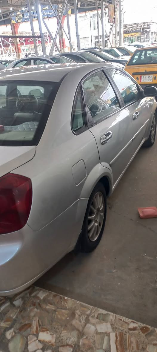 2007 خليجي اوتوماتيك رقم بغداد سنويه جديدة مكفولة من الضربه جاهزه مكاني بل نجف سعره 60 وبيه مجال قليل فتحه تحكم جام كهرباء ***********
