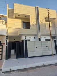 حي الإخاء الأولى • ١٠٠م • ٣ غرف