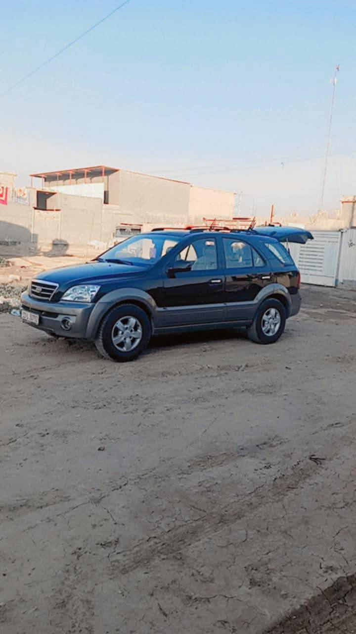 السلام عليكم كيه سورنتو 2007 للبيع 
محرك وكير كفاله جديد قبل يومين شاده 6 سلندر 3800 🚀 اتشك الكاع 
فول مواصفات 1/1 رقم بغداد الدولي الجديد 
ثاني يوم تحويل لسياره مال بيت و نضيفه كل نقص مابيه
ماشيه 206 الف 
ترايك للبصره شرط 
غرفه السياره جديده 
تبريد تتفئه شغال 
تحكمات ستيرن جهتين 
كشنات كهرباء 
شاشه كامرة خلفيه 
منضومه زنون قبل اسبوع شاده 
تخم تاير جديد 
فتحه سقف 5 راكب وباقي المواصفات المعروفه 
السياره بيه صبغ احزام جماليه فقط 
ولسياره حيل متعوب عليهه وكلشي اكو بلسوك 
السعر خاص ولموشراي ليتعبني العنوان بغداد 
***********
